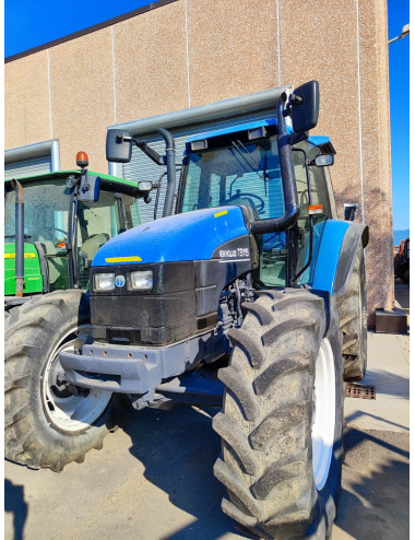 Trattore New Holland TS115 usato