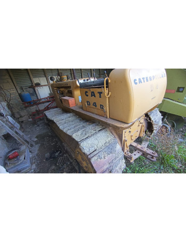 Caterpillar mod. D4 Usato con aratro carrellato monovomere