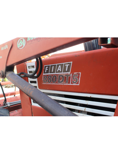 Fiat 880 DT usato con pala