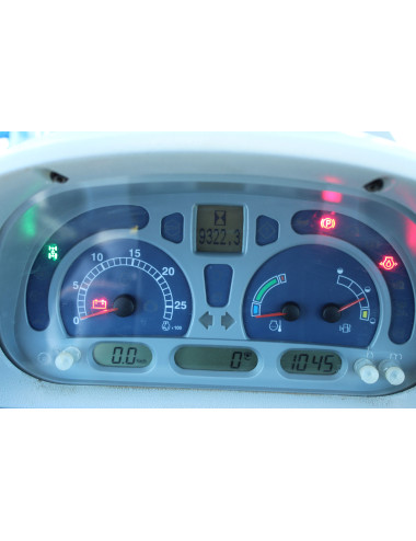 trattore usato New Holland T6070 con caricatore 760TL