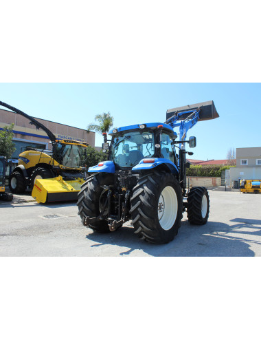 trattore usato New Holland T6070 con caricatore 760TL
