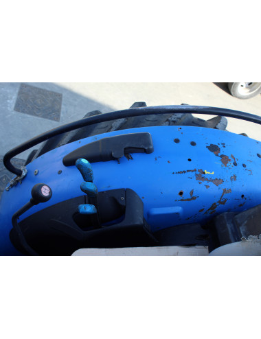 trattore usato New Holland T4.90LP