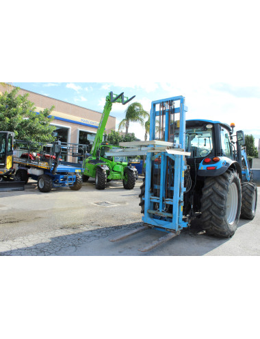 trattore usato Landini S-100 con caricatore MB80 e muletto Nobili