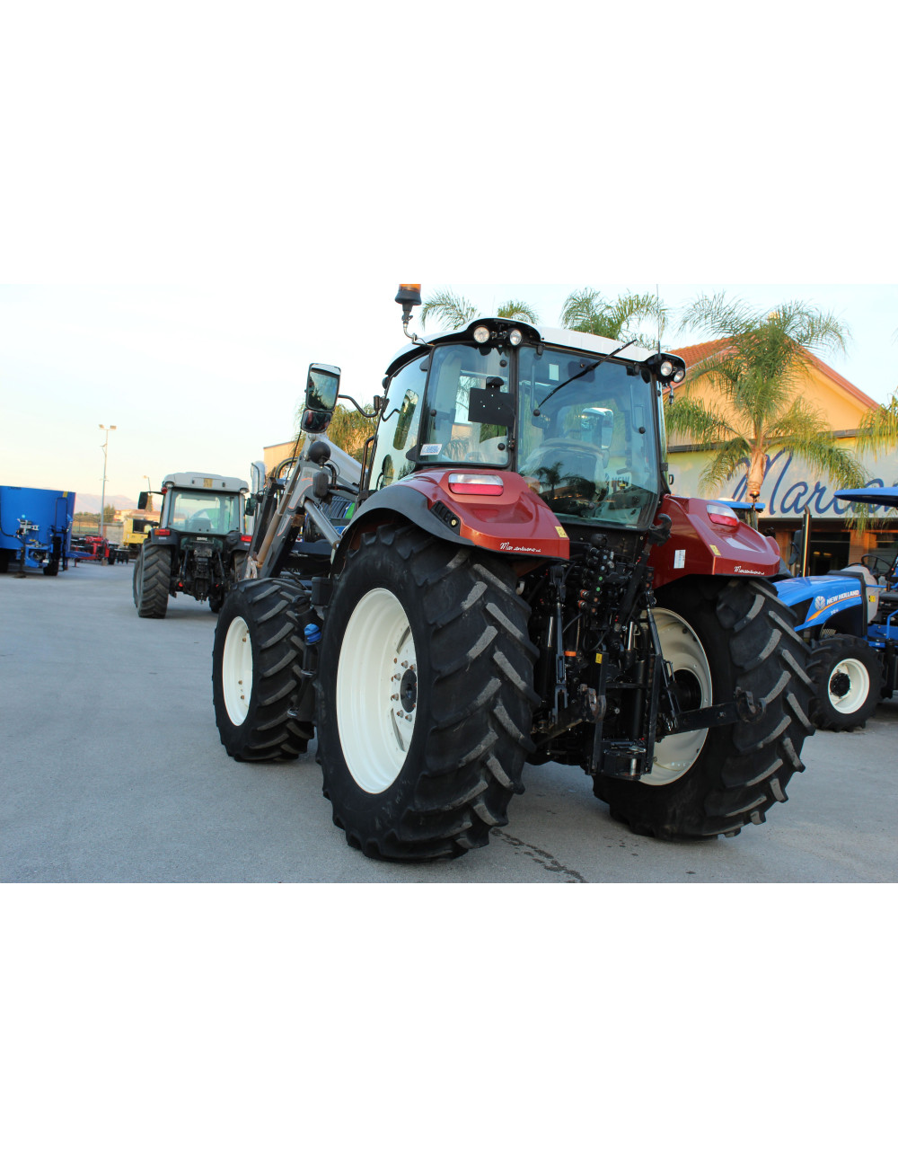 Trattore usato New Holland centenario T5.120